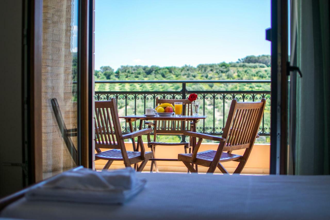 Villa Tinadora Agia Triada 外观 照片