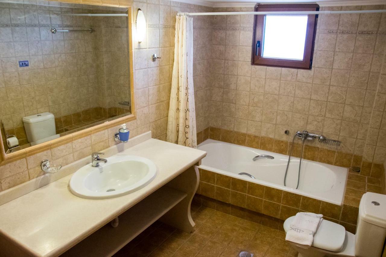 Villa Tinadora Agia Triada 外观 照片
