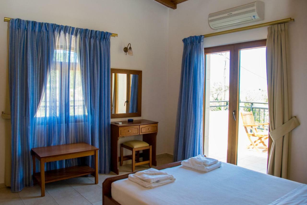 Villa Tinadora Agia Triada 外观 照片